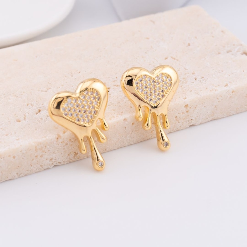 Aretes  corazon y lagrimas BAÑO 18K