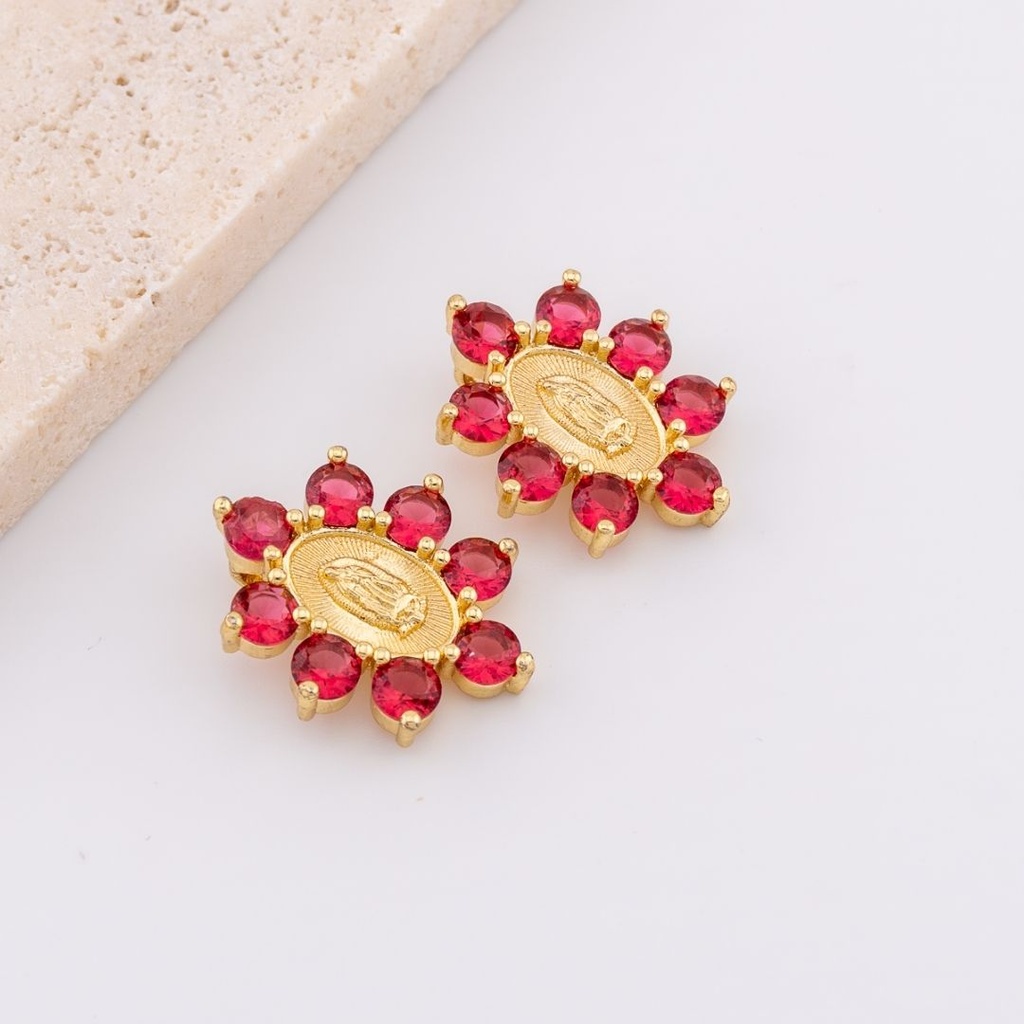 DIje virgen con zirconia religioso baño de 18k 