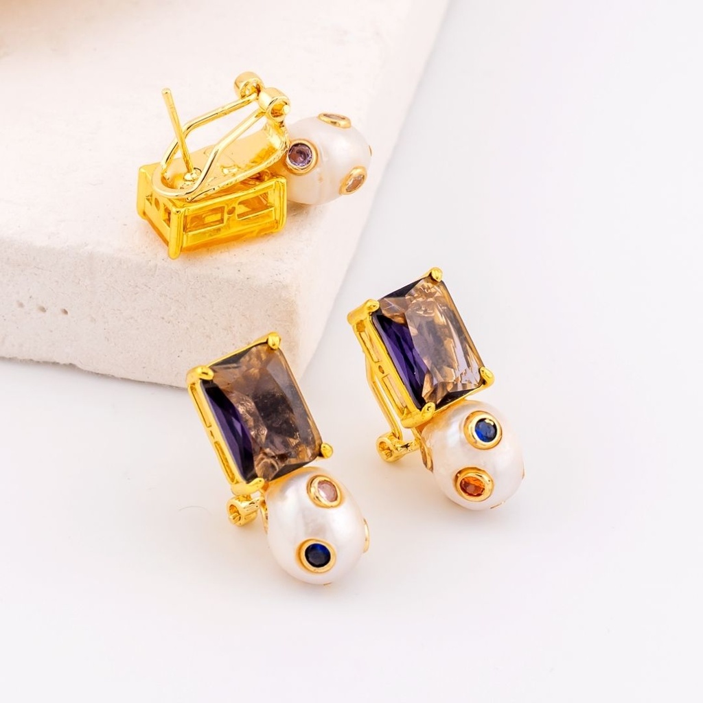 Aretes perla barroca natural con zirconias goldfilled patente omega
