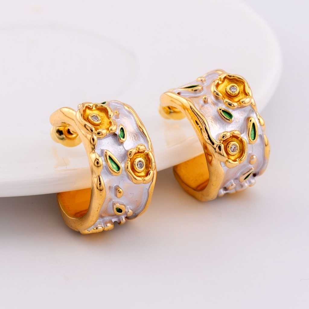 Aretes C hoops flores esmaltadas BAÑO 18K