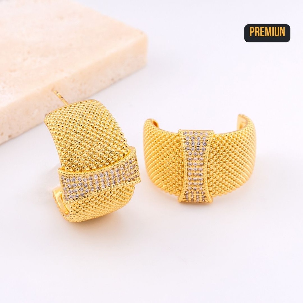 Aretes calidad premiun con zirconias aaa baño 18k