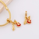 Dije charm  guitarra estilo pandora  baño de 18k