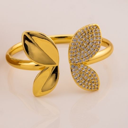 Brazalete de mariposa chunky con zirconias baño 18k