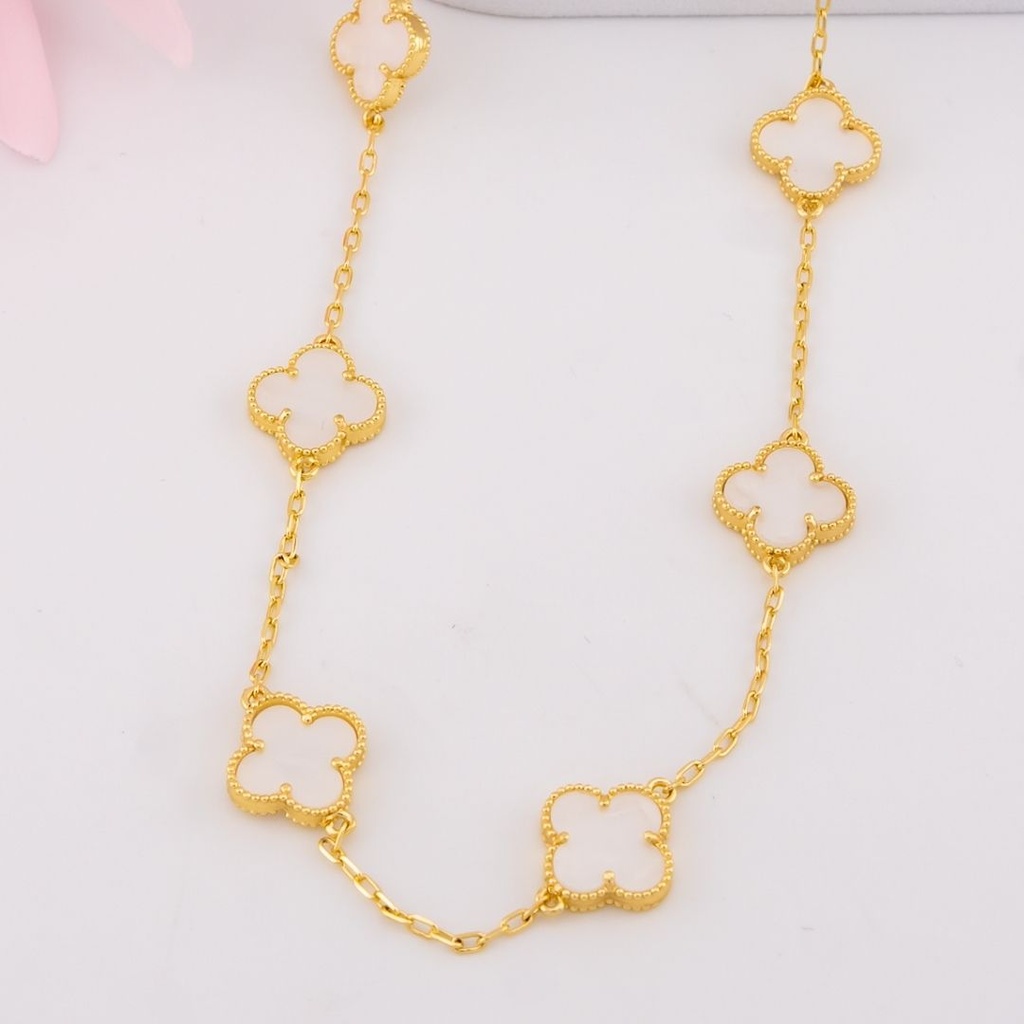 Collar de trebol baño 18k rojo