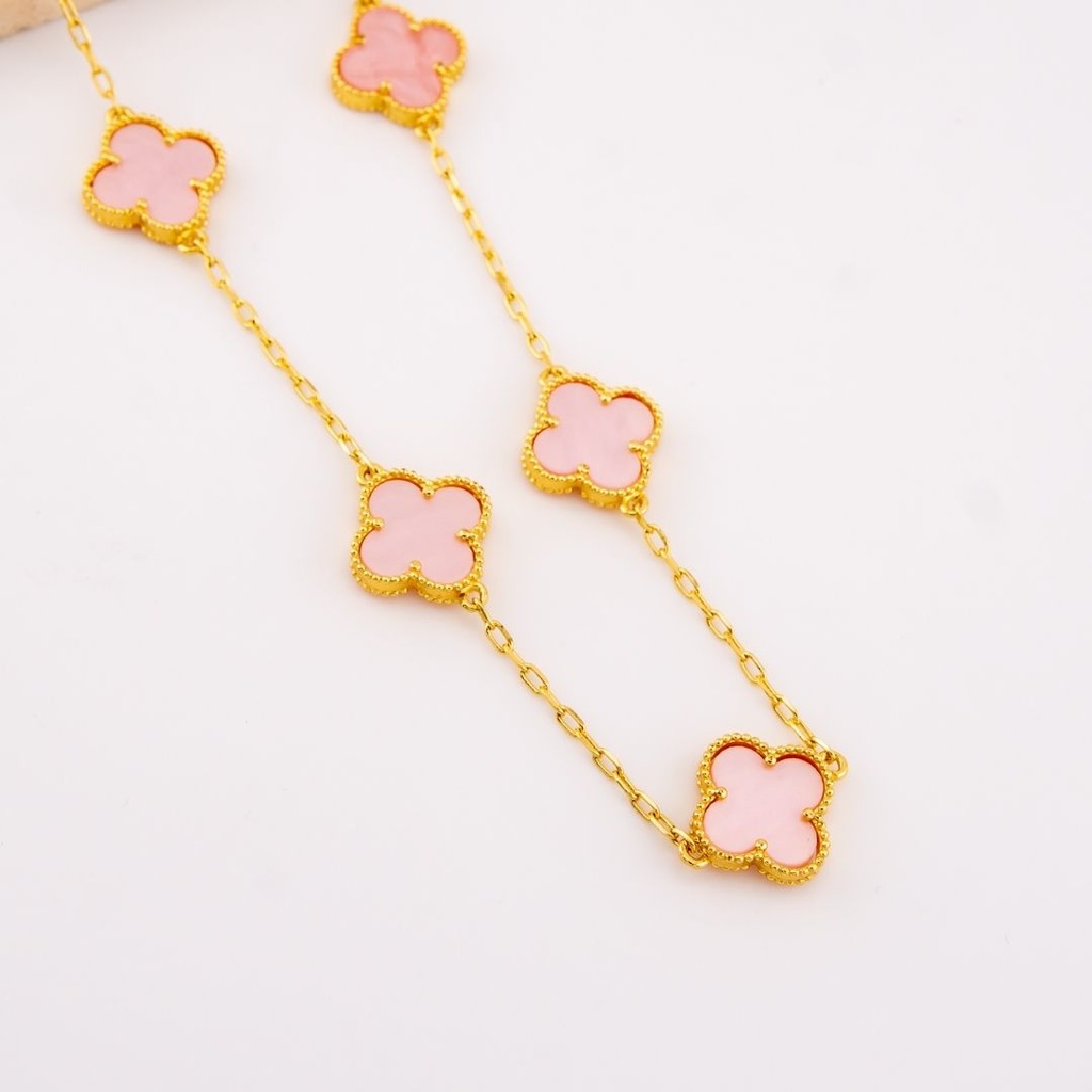 Collar con 8 separadores en forma de trebol baño 18k