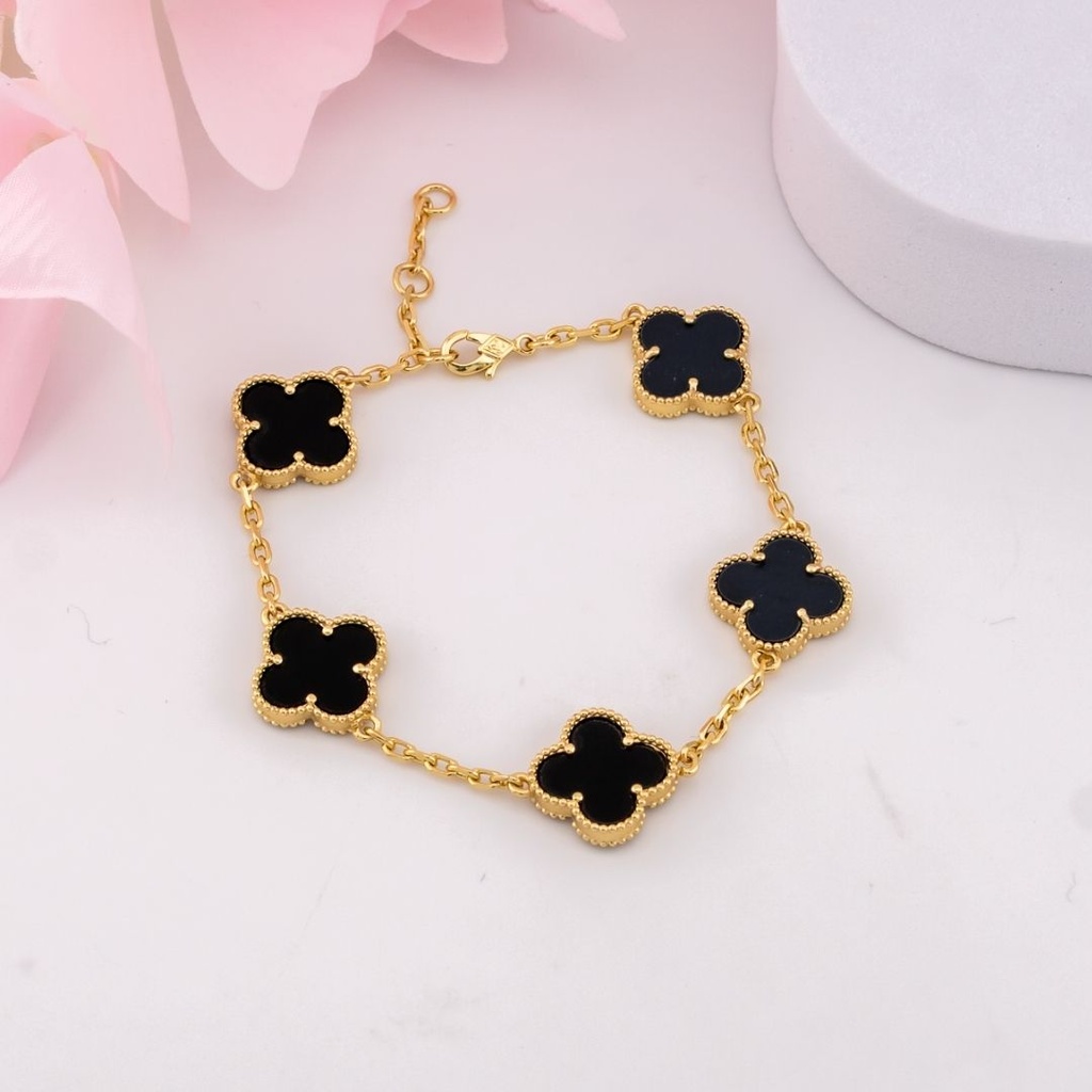 Pulsera de trebol baño 18k negra