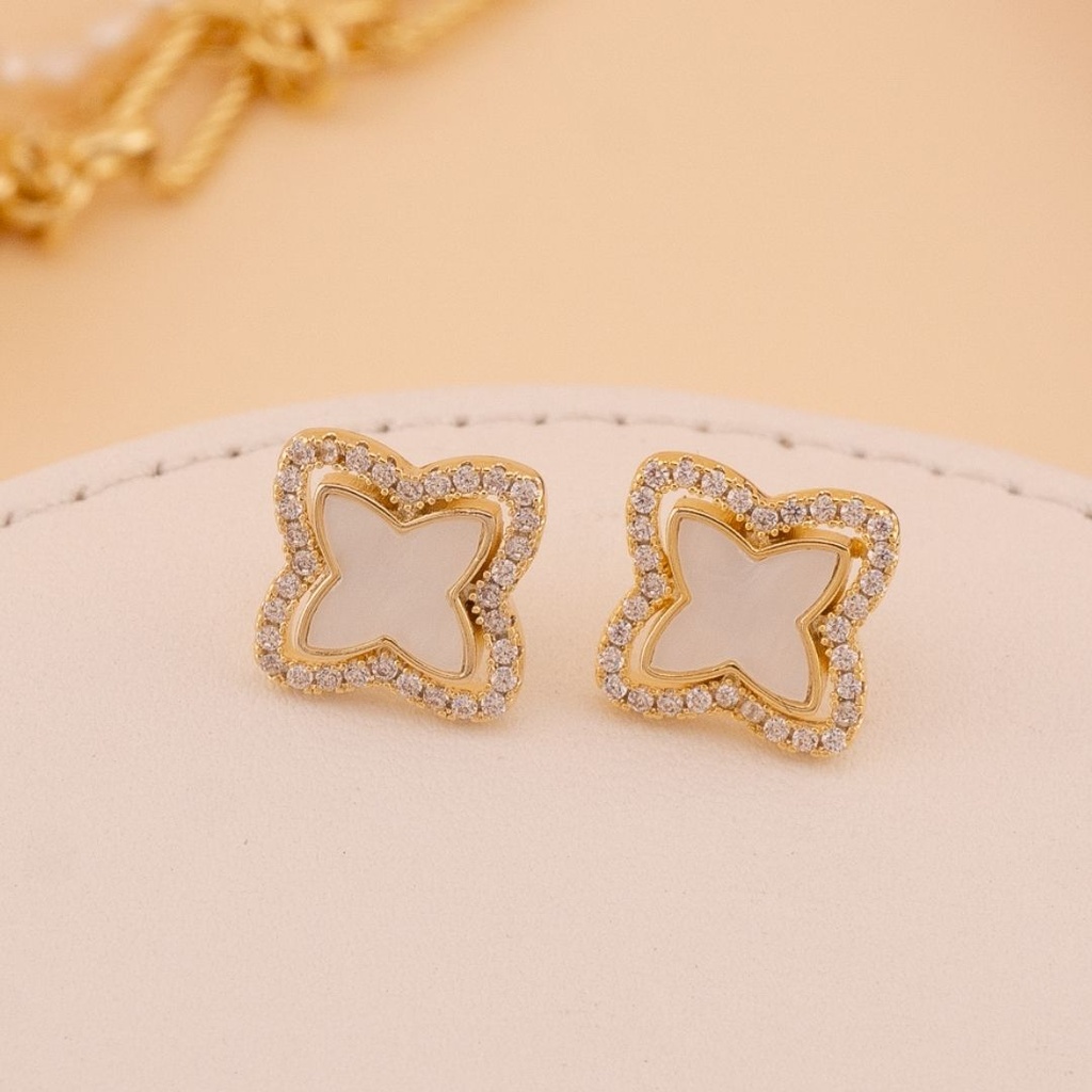 ARETES TREBOL BAÑO 18K