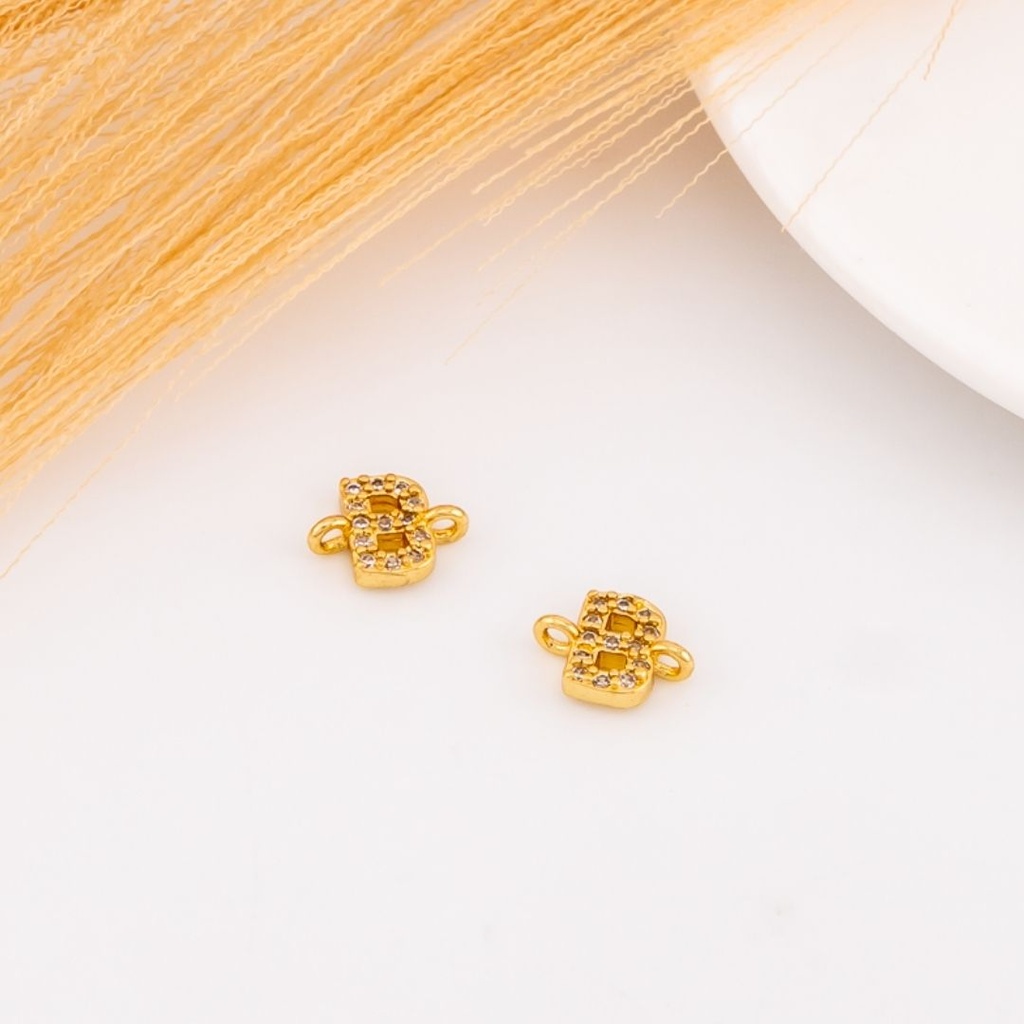 Enlace de inicial con zirconias baño 18k