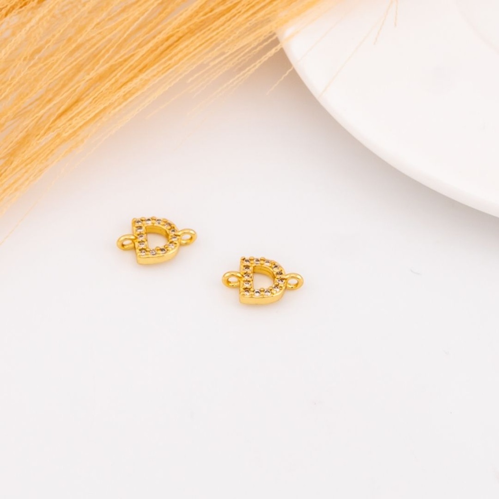 Enlace de inicial con zirconias baño 18k