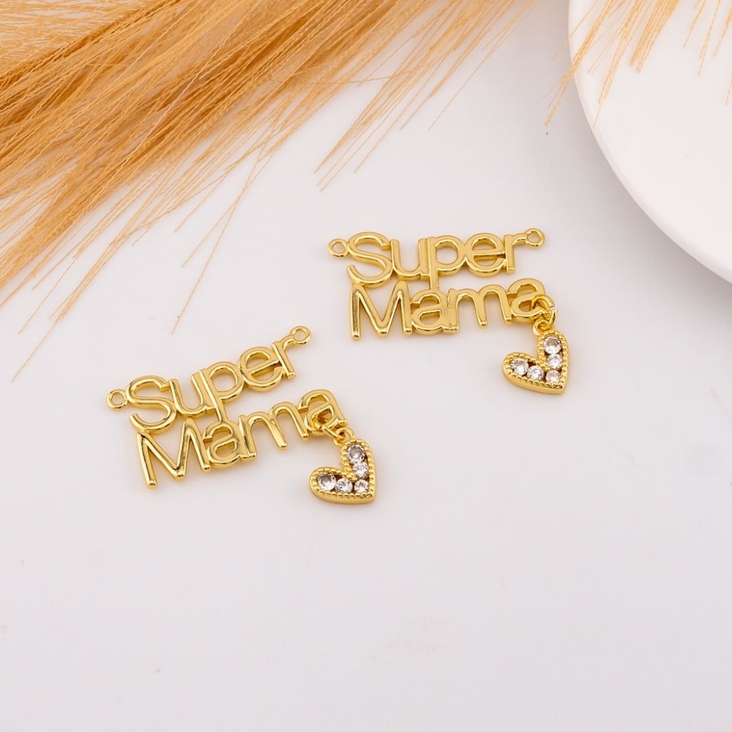 Dije Super Mama con colgante de corazon baño 18k