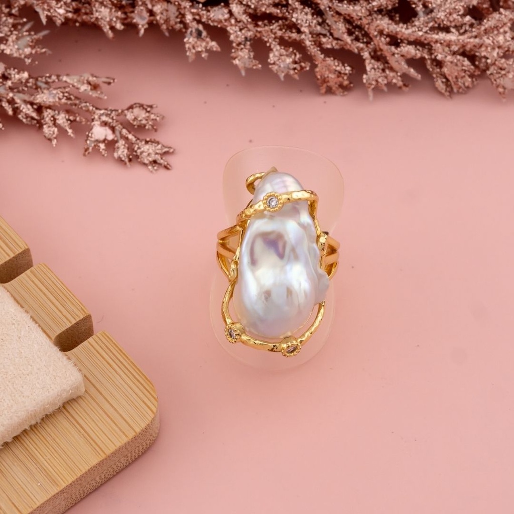 Anillo ajustable de perla barroca baño 18k