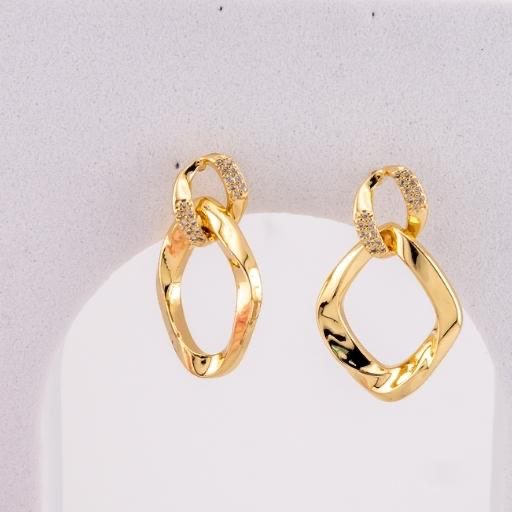 Aretes cadena con zirconias baño 18k