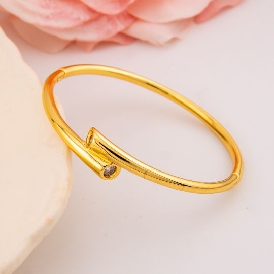 Brazalete con zirconias baño 18k