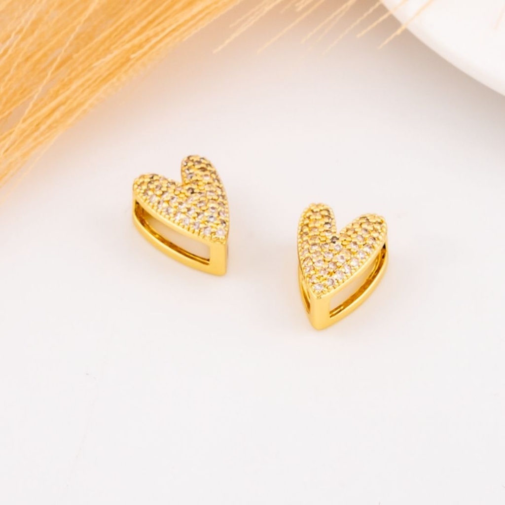 Separador de corazon con zirconias baño 18k