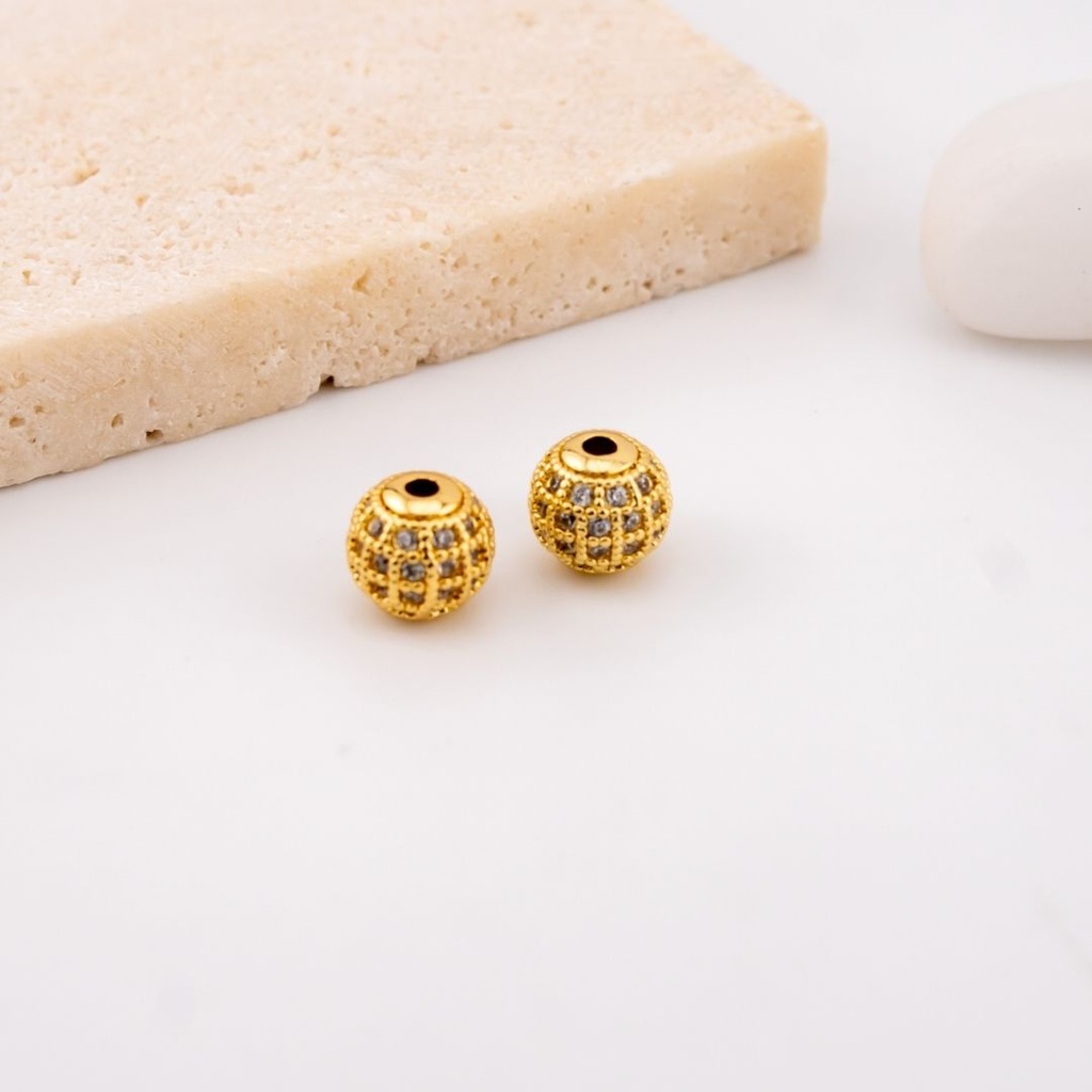 Separador bolita 8 mm con micropave y baño 18k