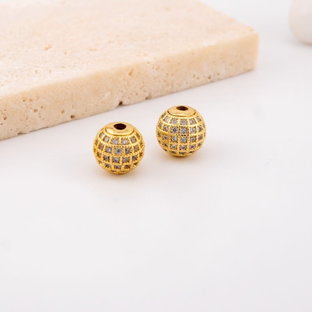 Separador bolita 10 mm con micropave y baño 18k