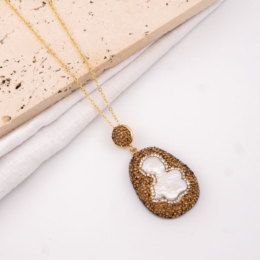 Collar de perlas barrocas con Rhinestone