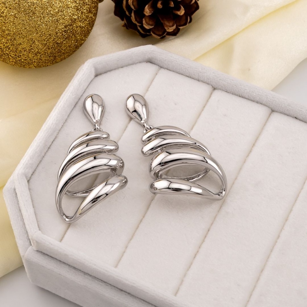 Aretes colgantes solidos baño 18k