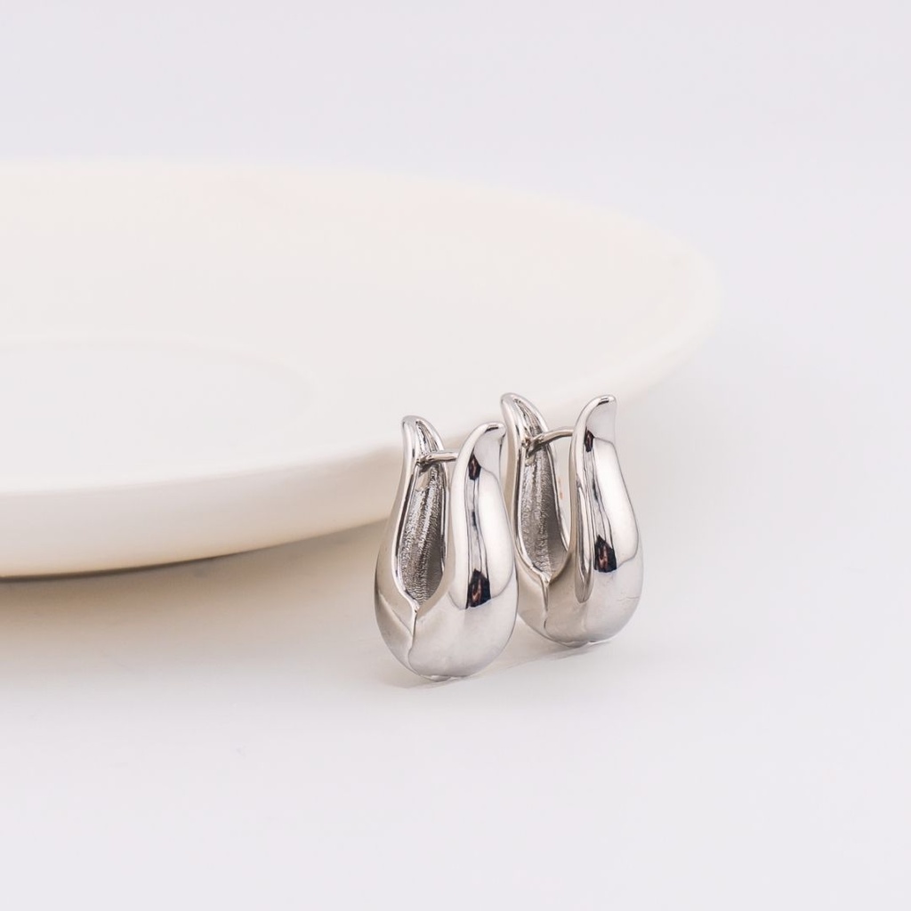 Aretes stud BAÑO 18K plateado