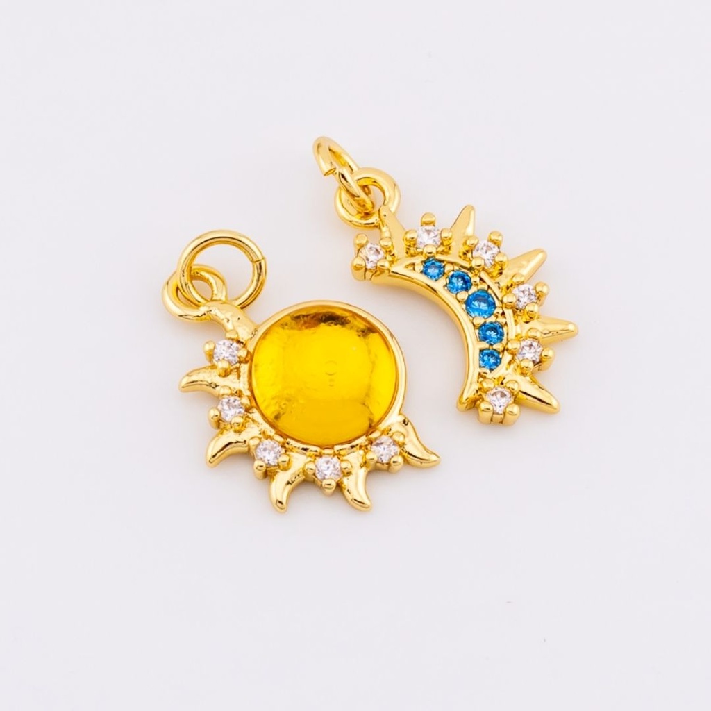Set de dijes sol y luna en micropave baño 18k