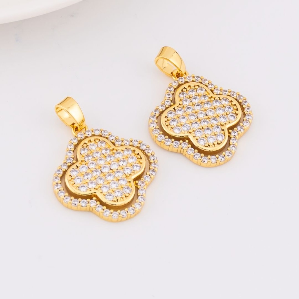 Dije Trebol Micropave baño 18k