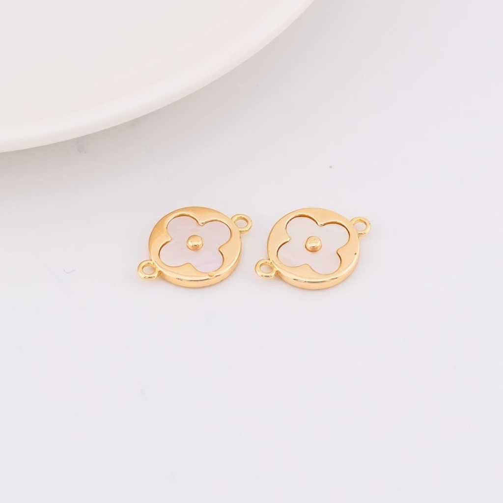Enlace trebol madre perla y goldfilled