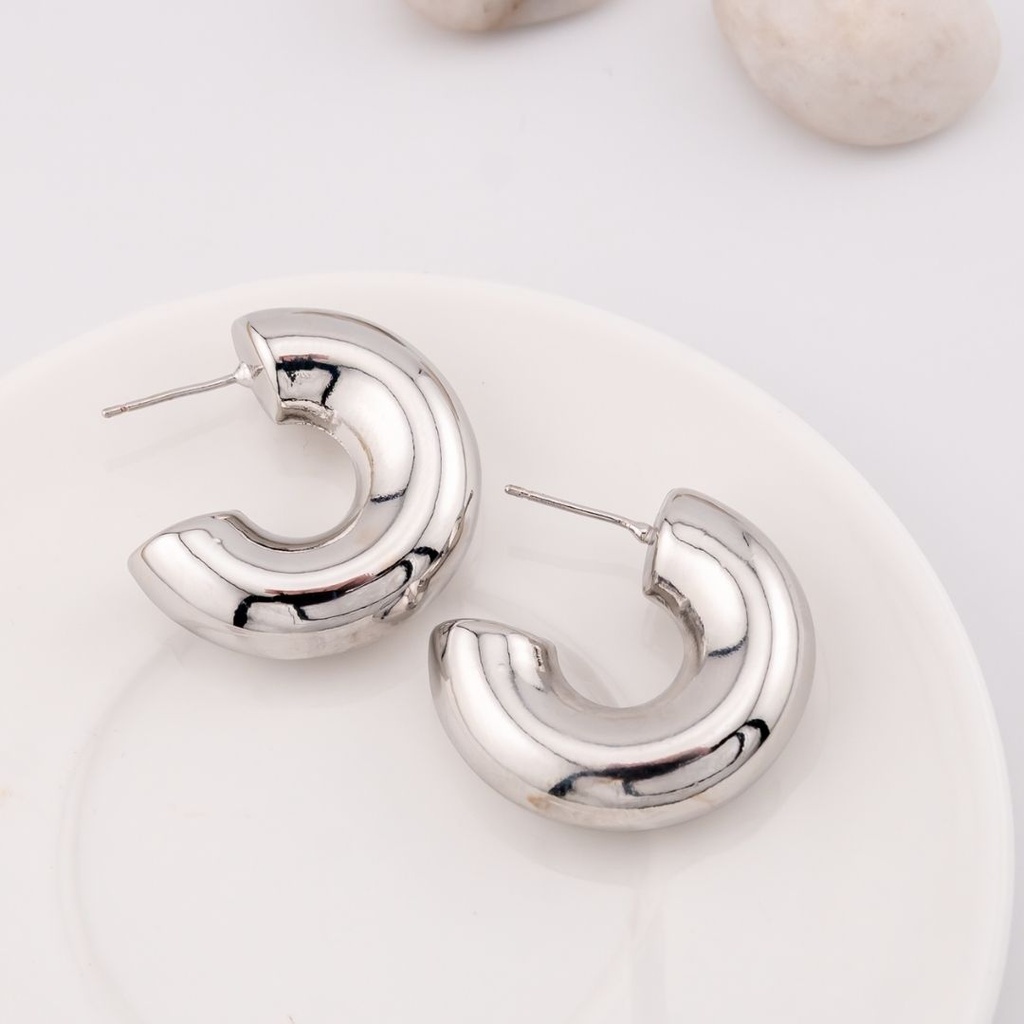 Aretes C hoops baño 18k pin de plata
