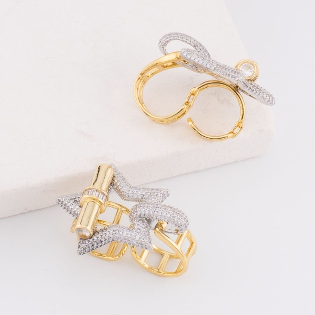Anillo doble dedo estrella doble tono con zirconias baño 18k