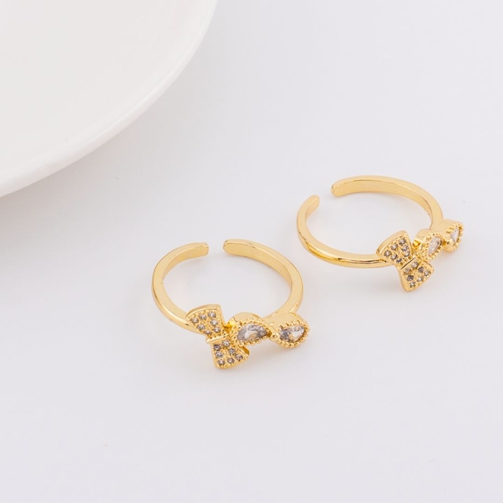 Anillo ajustable chongo con zirconia baño 18k