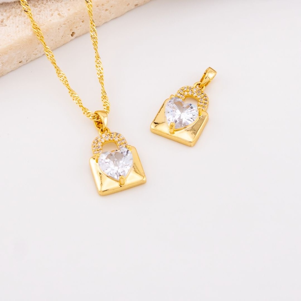 Dije corazon candado micropave y baño 18k