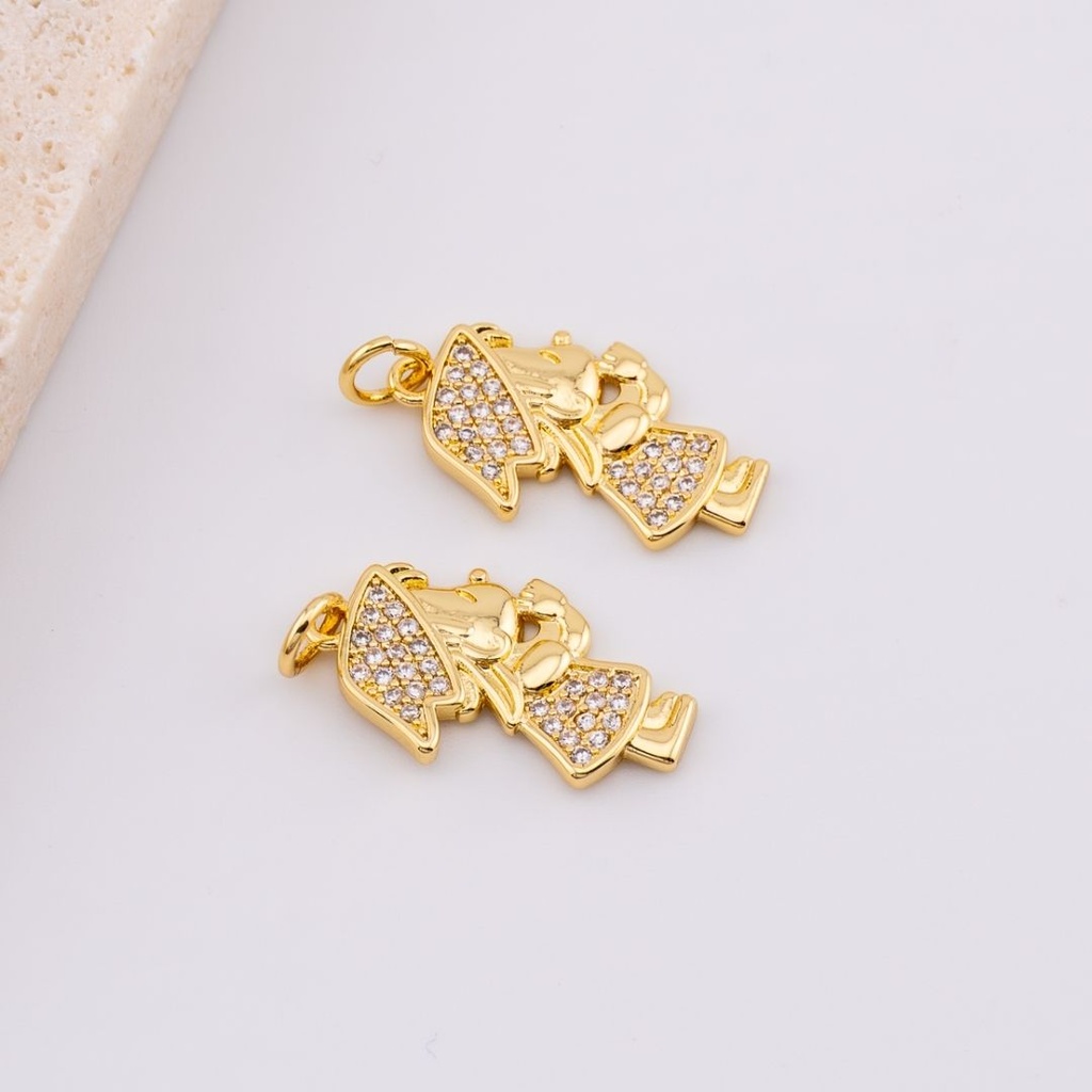 DIje  micropave  niña baño de 18k