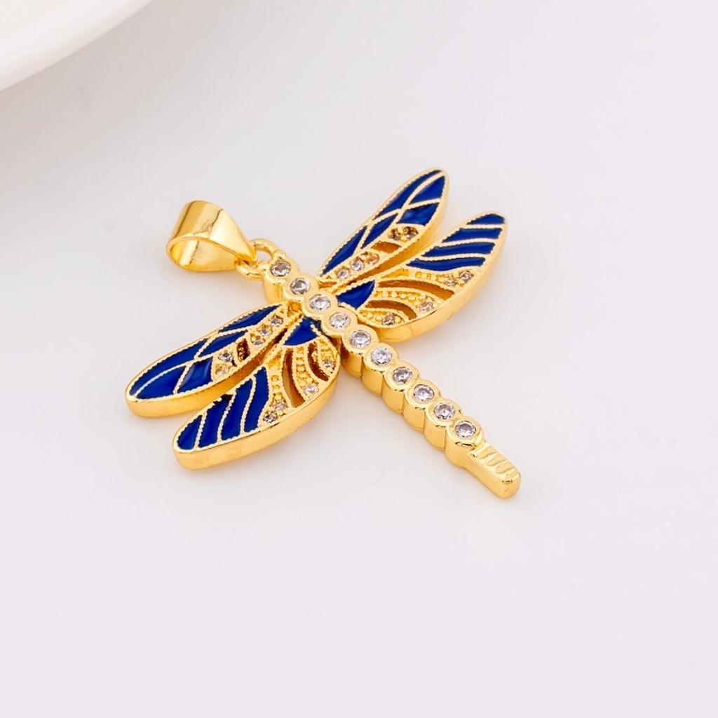 Dije libelula  esmaltado  baño de 18k con micropave