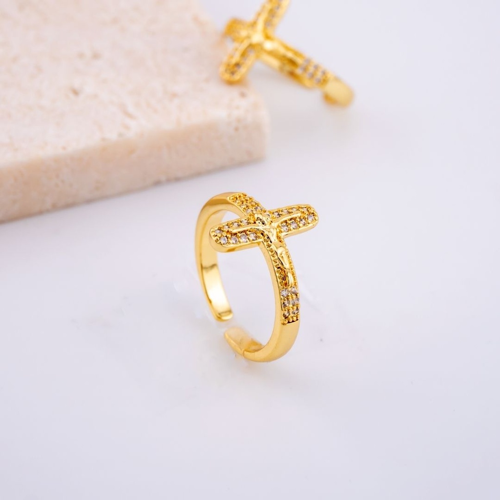Anillo ajustable religioso con zirconias baño 18k 