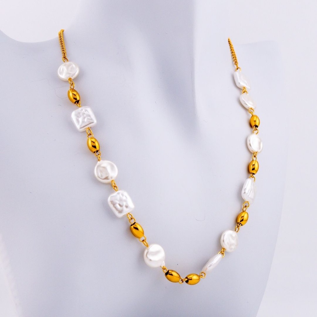 Collar con perlas barrocas (imitacion) y separadores en acero inoxidable