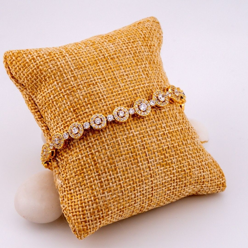 Elegante y fina pulsera  con zirconias  baño 18k Rodio y baño 18k calidad premiun