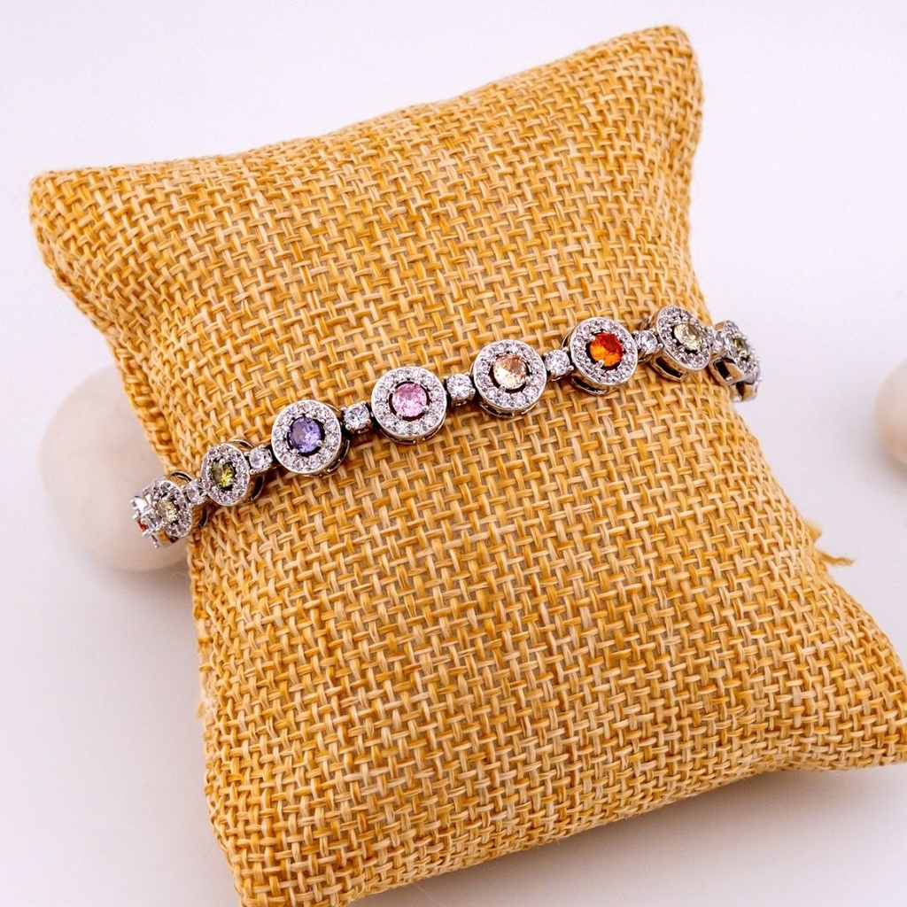 Elegante y fina pulsera  con zirconias  baño 18k Rodio y baño 18k calidad premiun