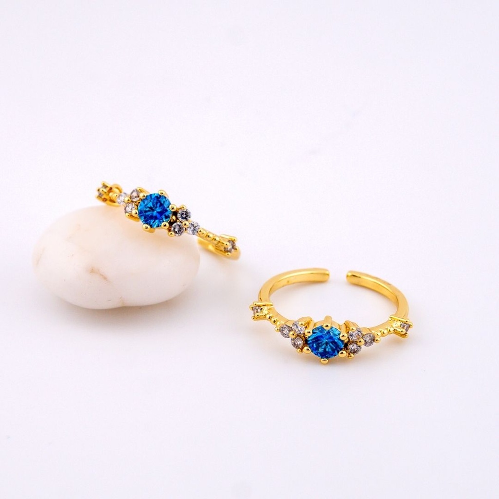 Anillo delgado ajustable con zirconias baño 18k 