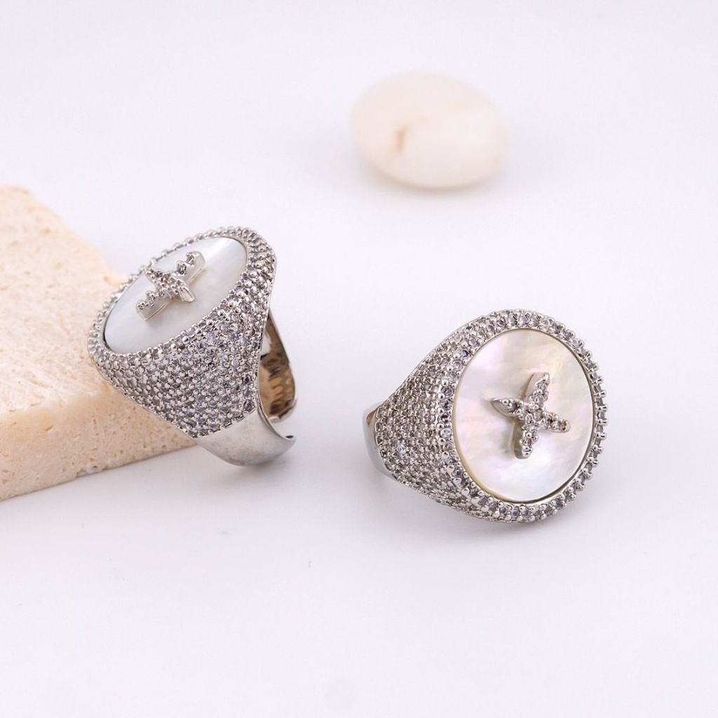 Anillo grande ajustable con madre perla y zirconias baño 18k 