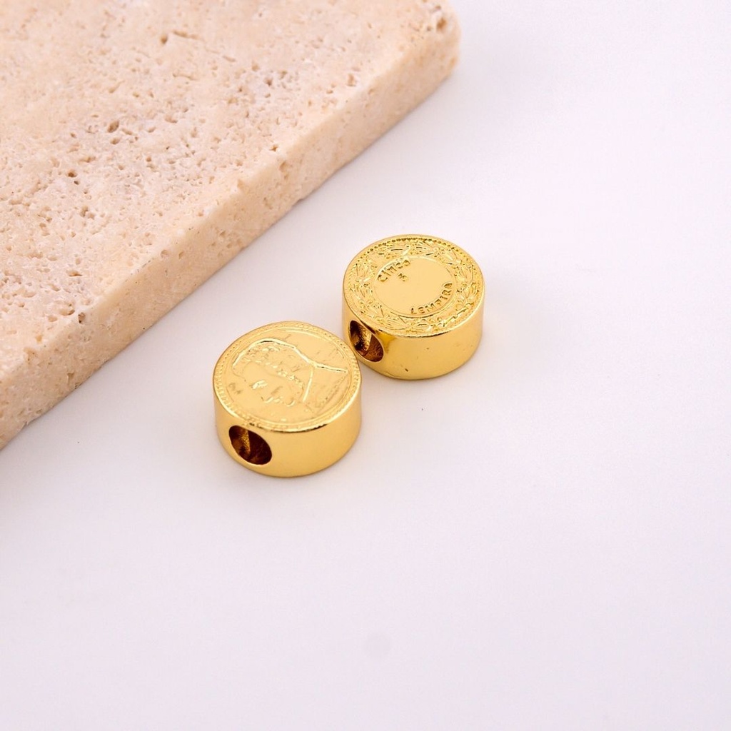  Separador estilo charm de Moneda HONDURAS  baño 18k