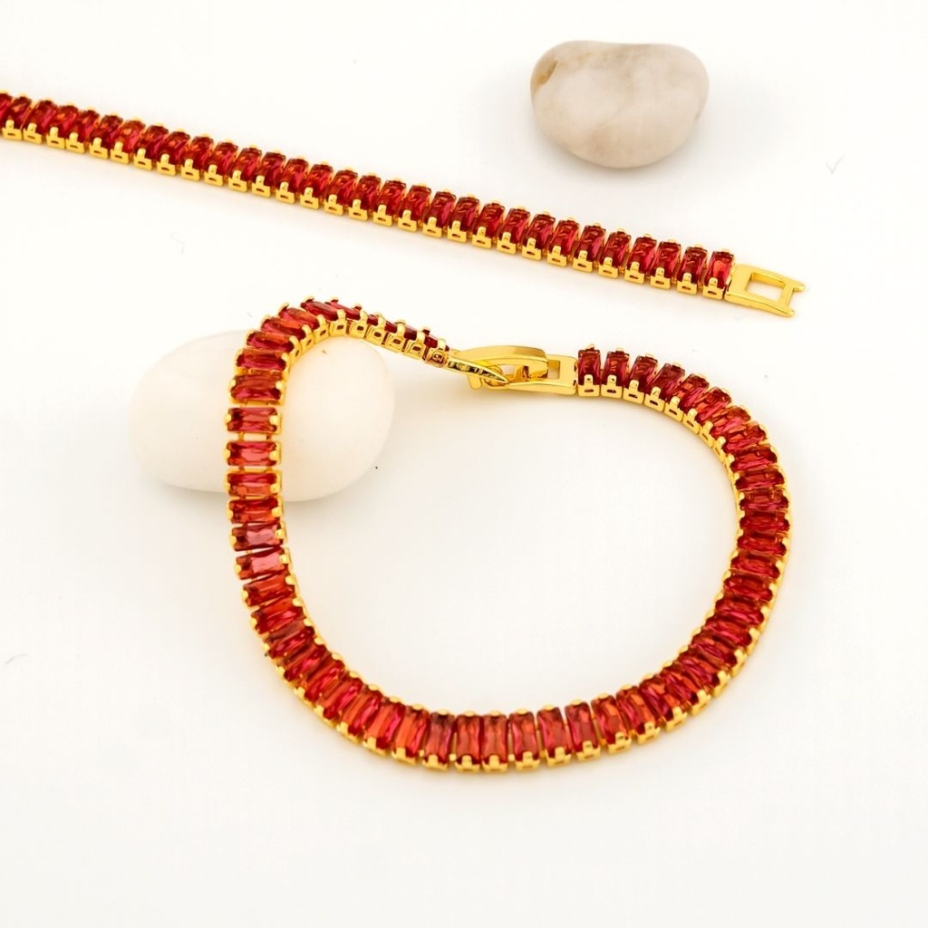 Pulsera con zirconias  baño 18k