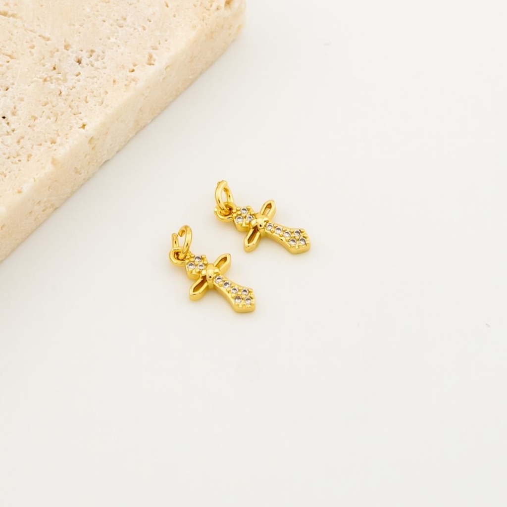 Dije minicruz micropave con baño 18k