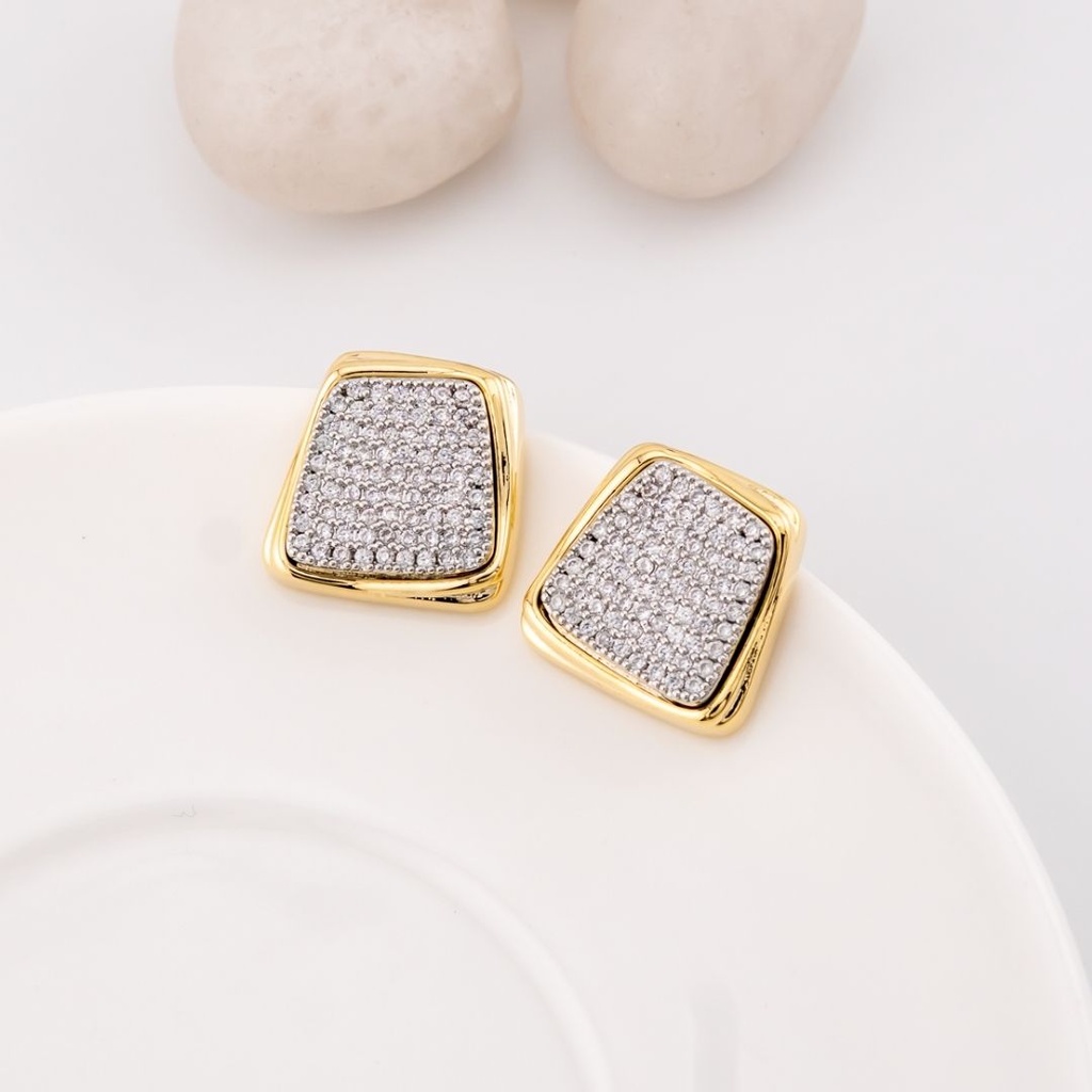 Aretes stud dos tonos con zirconia baño 18k pin de plata