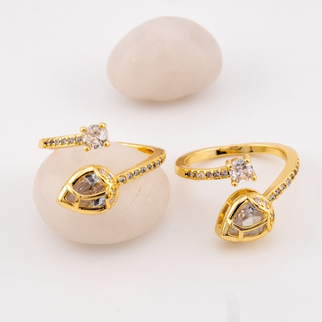 Anillo tulipan con zirconias baño 18k