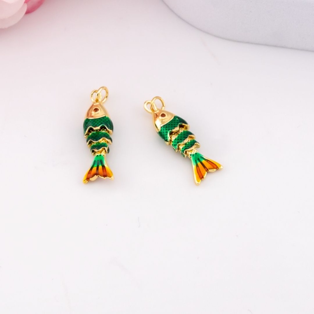 Dije de pez esmaltado baño 18k