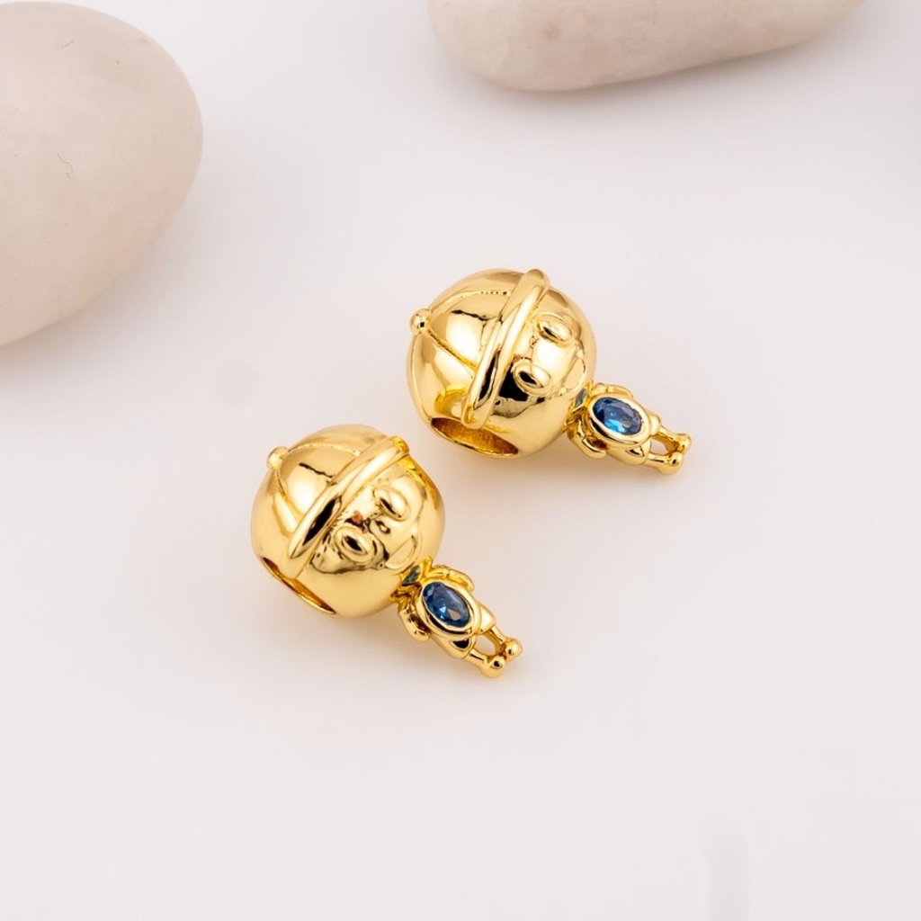 Dije estilo charm niño estilo pandora  baño 18k