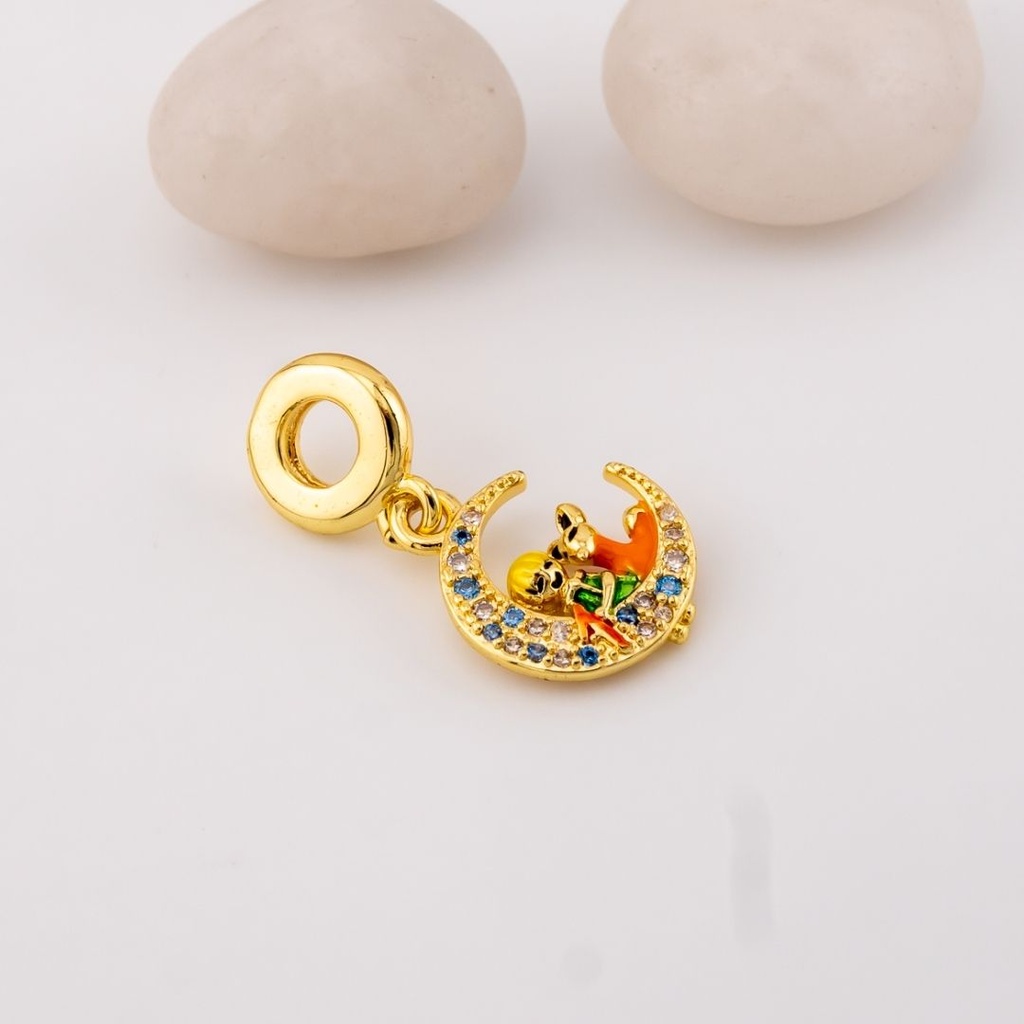 Dije luna estilo charm micropave baño 18k