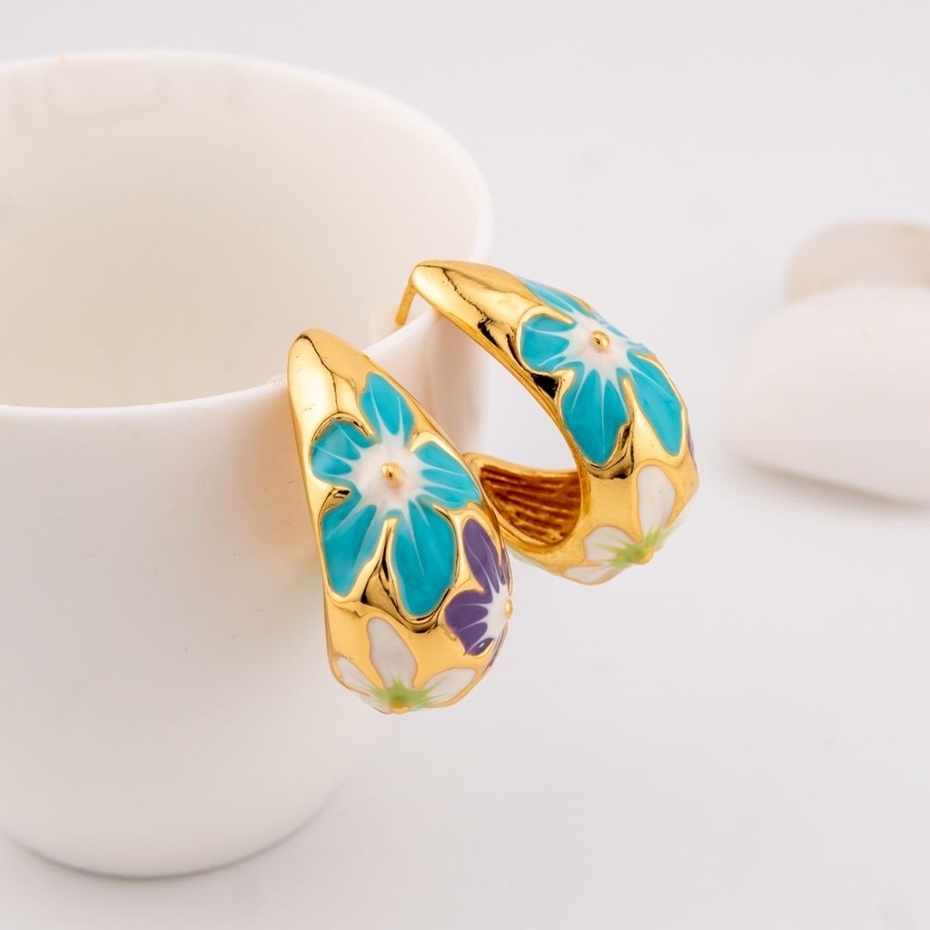 Aretes gota flor esmaltado baño 18k pin de plata
