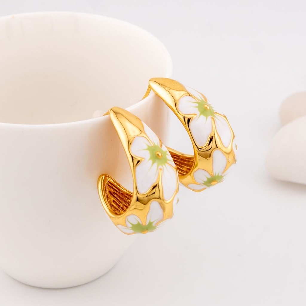 Aretes gota flor esmaltado baño 18k pin de plata