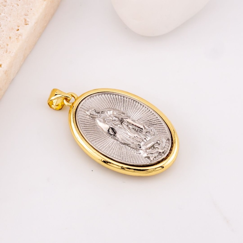 Dije religioso  baño 18k  30x20 mm