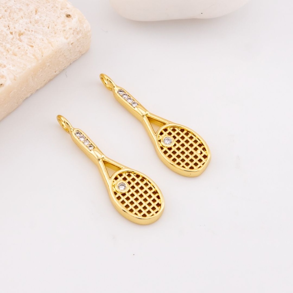 Dije  raqueta de padel micropave y baño 18k